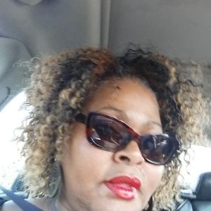 Meet your Posher, Sarita